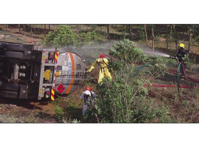 lanxi ethyl acrylate tanker rollover rescue